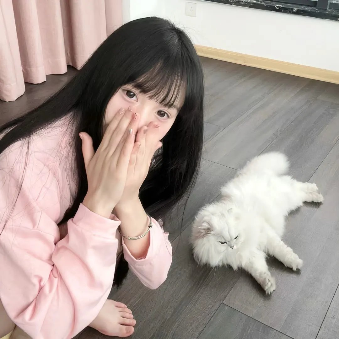 什么也不是的爱恋海报
