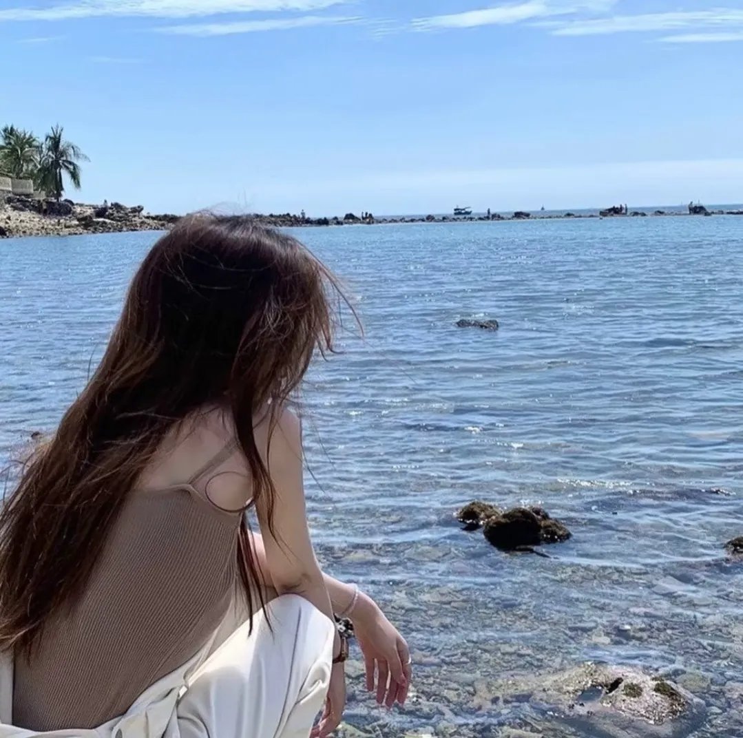 异类战神海报